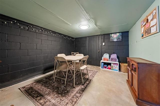 414 N Randolph Street, Pleasant Hill, MO 64080