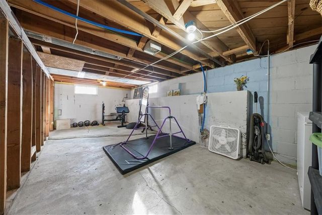 414 N Randolph Street, Pleasant Hill, MO 64080