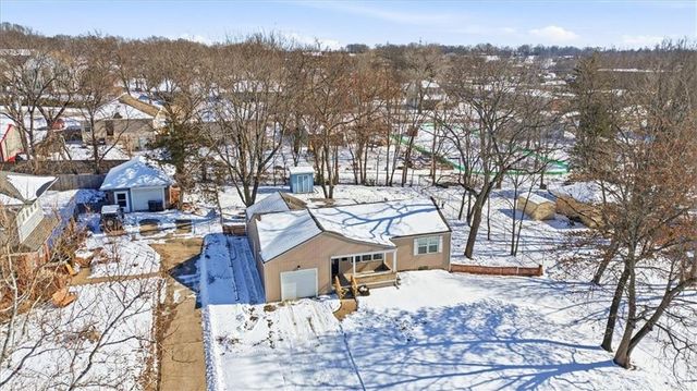 414 N Randolph Street, Pleasant Hill, MO 64080