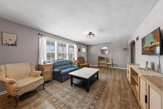 414 N Randolph Street, Pleasant Hill, MO 64080