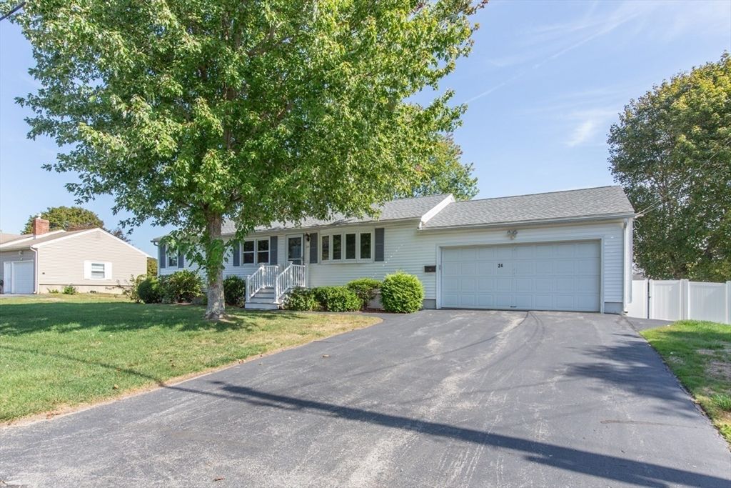 24 Emsley Terrace, Methuen, MA 01844