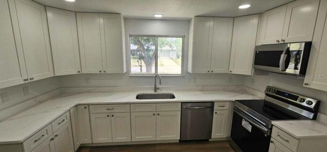 10842 SW 90TH COURT, Ocala, FL 34481