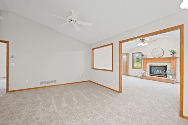 3801 Impatiens Lane N, Brooklyn Park, MN 55443