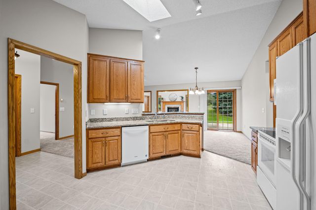 3801 Impatiens Lane N, Brooklyn Park, MN 55443