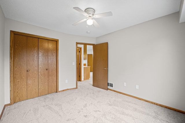 3801 Impatiens Lane N, Brooklyn Park, MN 55443