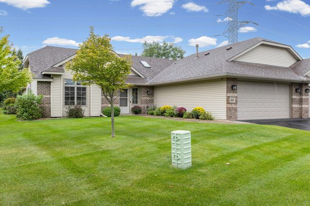 3801 Impatiens Lane N, Brooklyn Park, MN 55443