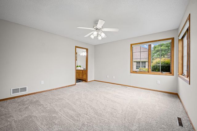 3801 Impatiens Lane N, Brooklyn Park, MN 55443