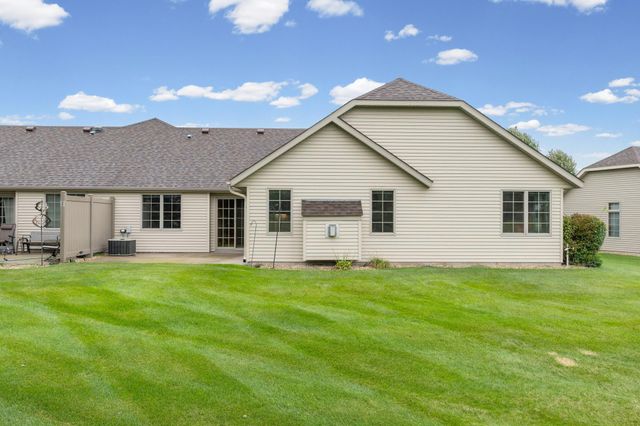 3801 Impatiens Lane N, Brooklyn Park, MN 55443