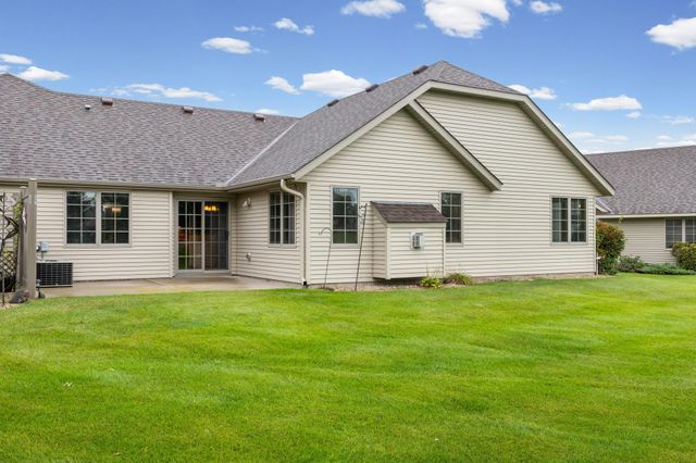 3801 Impatiens Lane N, Brooklyn Park, MN 55443