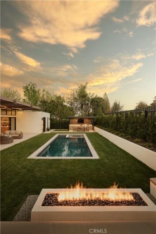 23740 Killion Street, Woodland Hills, CA 91367
