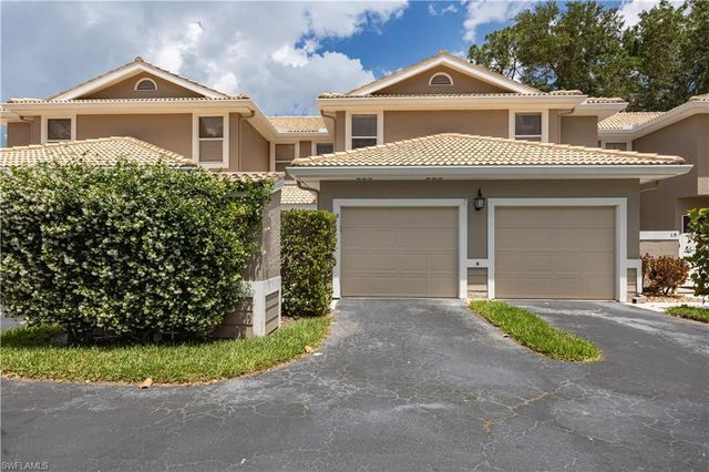 290 Emerald Bay CIR L5, Naples, FL 34110