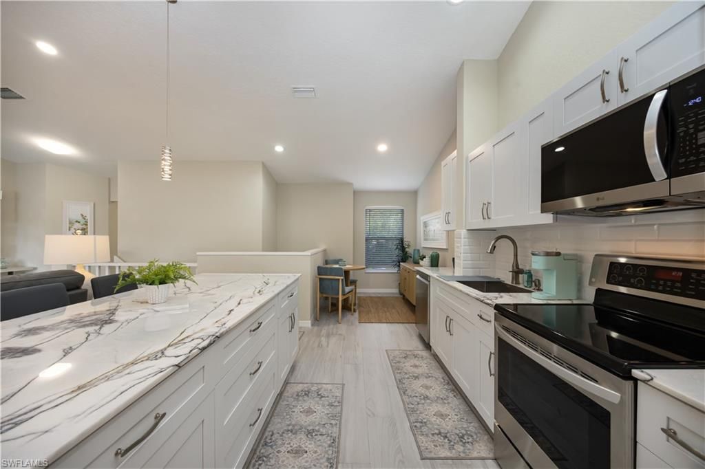 290 Emerald Bay CIR L5, NAPLES, FL 34110 — photo 4