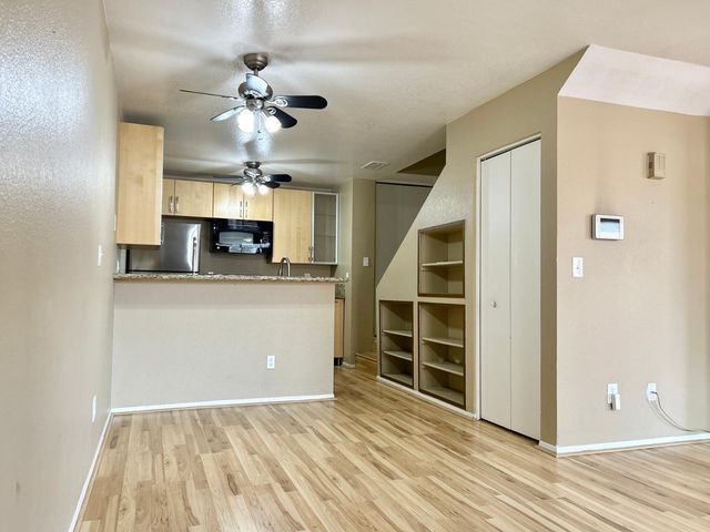 2301 E University Drive Unit 275, Mesa, AZ 85213