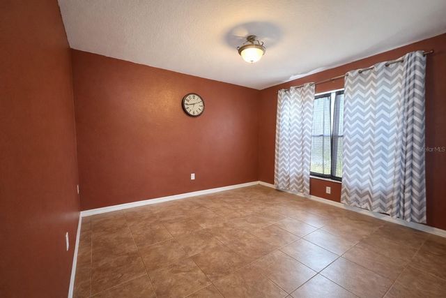 2329 SOUTH AVENUE, Leesburg, FL 34748