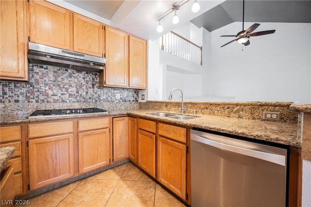7628 Spruce Run Court, Las Vegas, NV 89128