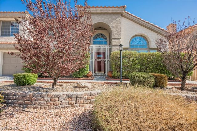 7628 Spruce Run Court, Las Vegas, NV 89128
