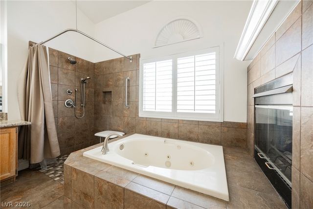 7628 Spruce Run Court, Las Vegas, NV 89128