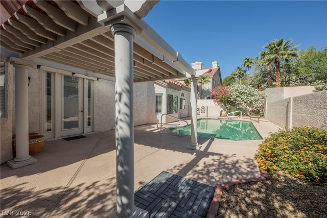 7628 Spruce Run Court, Las Vegas, NV 89128
