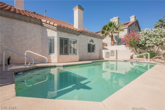 7628 Spruce Run Court, Las Vegas, NV 89128
