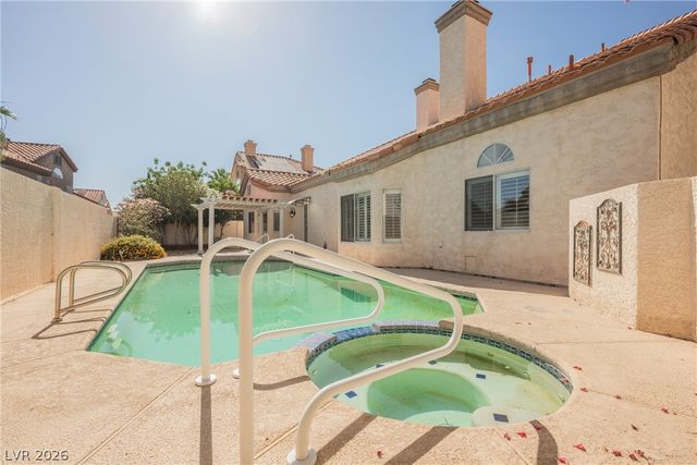 7628 Spruce Run Court, Las Vegas, NV 89128