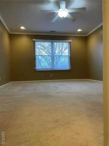 1332 Holgate Drive G5, Ballwin, MO 63021