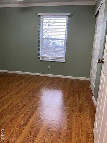 1332 Holgate Drive G5, Ballwin, MO 63021