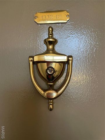 1332 Holgate Drive G5, Ballwin, MO 63021