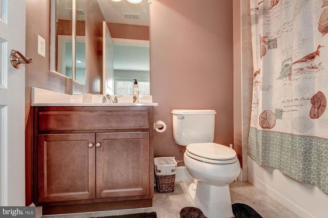 3309 KEMPER RD, Arlington, VA 22206