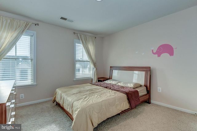 3309 KEMPER RD, Arlington, VA 22206