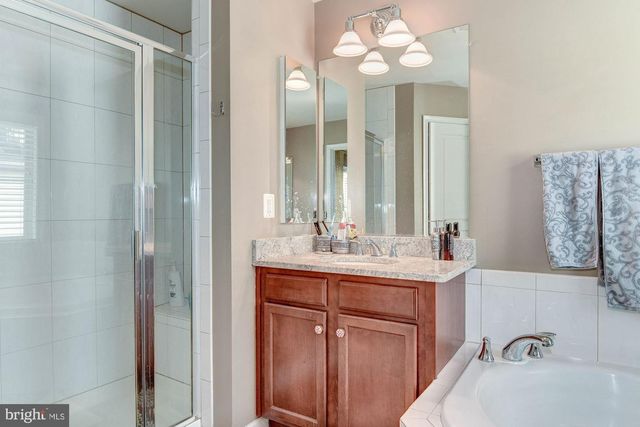 3309 KEMPER RD, Arlington, VA 22206