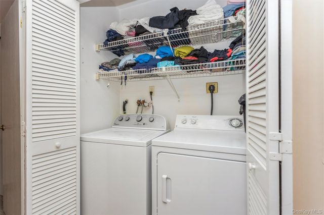 72 Foxwood Circle, Mount Kisco, NY 10549