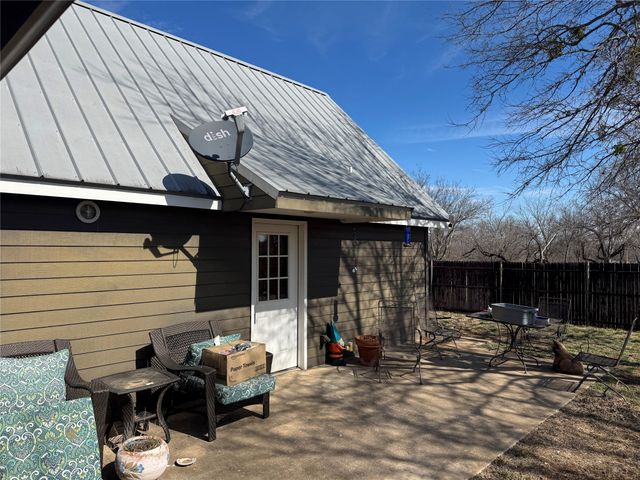 303 Boone Street, Mingus, TX 76463