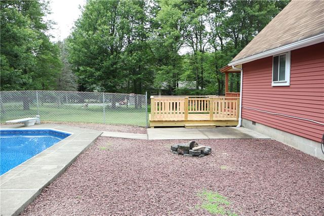 117 Chippewa Trail, Penn Forest Twp, PA 18210
