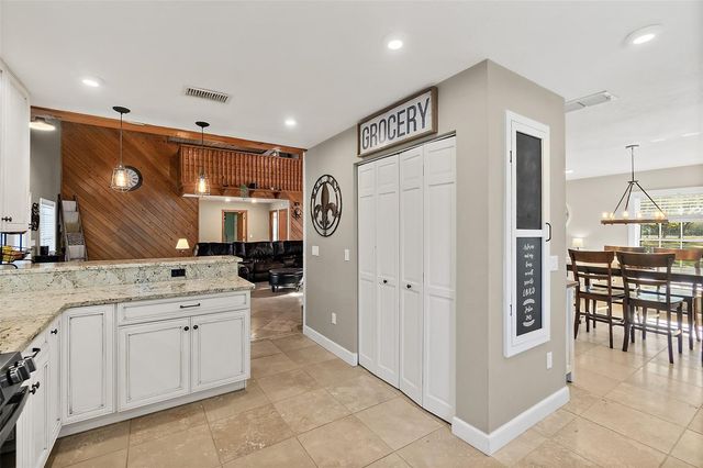 998 COUNTY ROAD 302, Bunnell, FL 32110