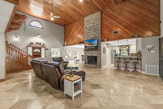 998 COUNTY ROAD 302, Bunnell, FL 32110