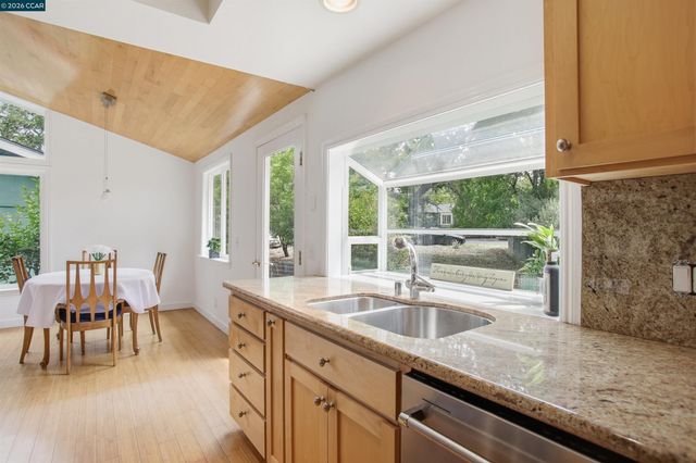 2450 San Miguel Dr, Walnut Creek, CA 94596