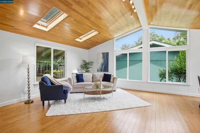 2450 San Miguel Dr, Walnut Creek, CA 94596