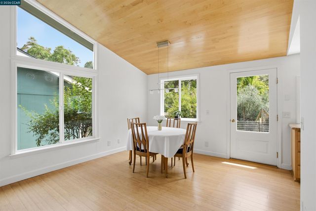 2450 San Miguel Dr, Walnut Creek, CA 94596