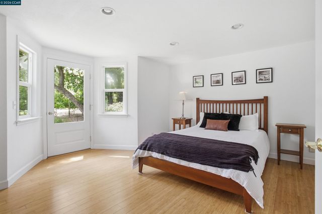 2450 San Miguel Dr, Walnut Creek, CA 94596