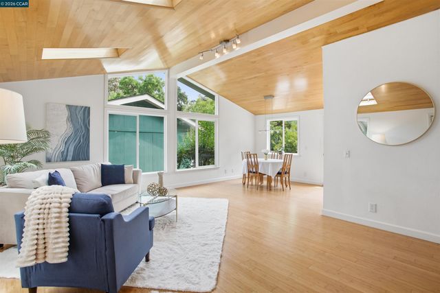 2450 San Miguel Dr, Walnut Creek, CA 94596