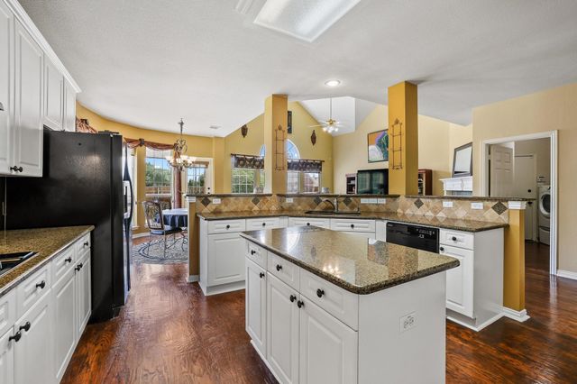 2986 Marlow Lane, Richardson, TX 75082