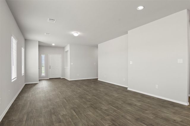 246 Barley LN, Elgin, TX 78621