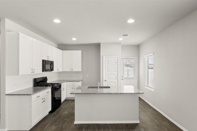 246 Barley LN, Elgin, TX 78621