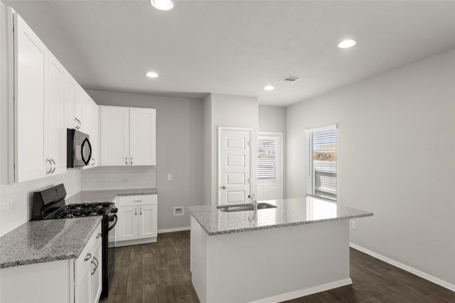 246 Barley LN, Elgin, TX 78621