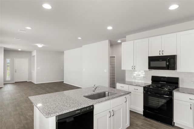 246 Barley LN, Elgin, TX 78621