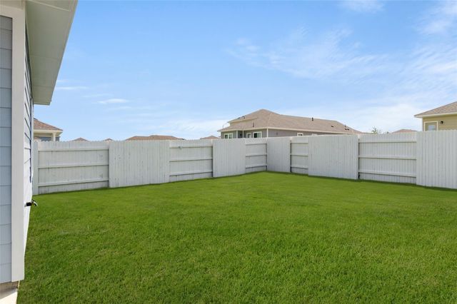 246 Barley LN, Elgin, TX 78621