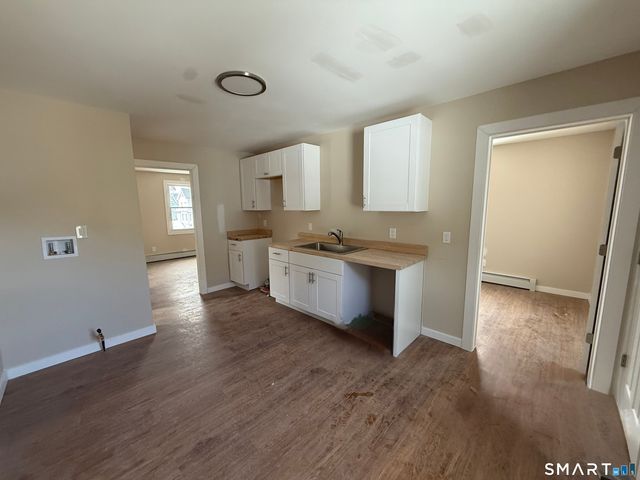 14 Smith Street 1, Ansonia, CT 06401