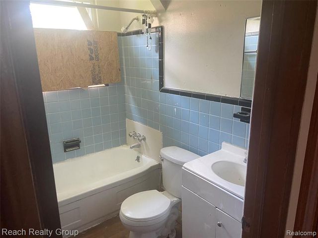 19330 Ryan Road, Detroit, MI 48234
