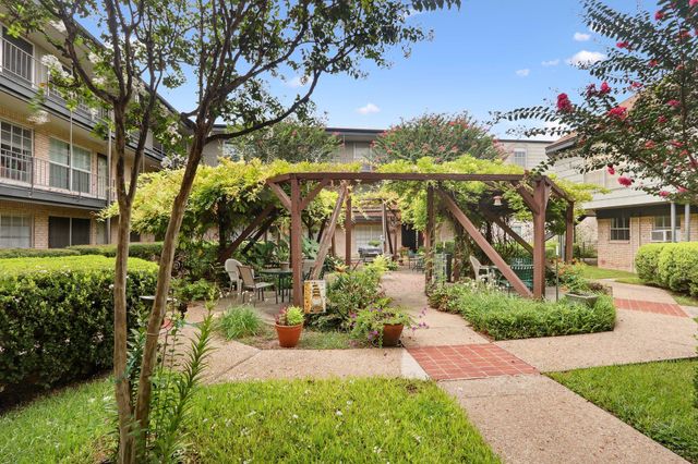 2425 Ashdale DR 89, Austin, TX 78757