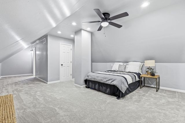 8065 Ogden Drive, Sterling Heights, MI 48314